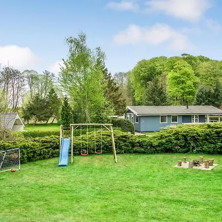 בית נופש Beautiful In With Wifi